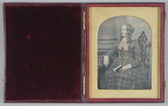 Prévisualisation de Portrait of Martha Emma Roper She is seated o… imagettes