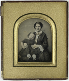 Thumbnail af Portret van een vrouw met kind
