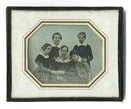 Thumbnail af Bildnis einer Frau mit vier Kindern