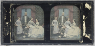 Thumbnail preview van Group portrait of a family. The father is sta…