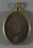 Miniaturansicht Vorschau von Portrait showing the head of a man.  The imag…