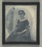 Esikatselunkuvan Portrait of unidentified woman näyttö