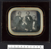 Thumbnail af Group portrait of John Frølichs´s children, I…