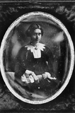 Thumbnail preview van portrait of a seated young woman