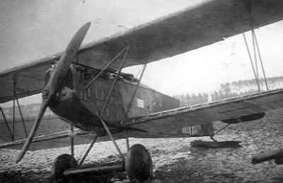 Fokker D.VII(Alb) 5584/18 te IJzendijke, 15 okt. 1918. Vlieger was Uffz. Alfred Baum van de 1e Seeflug Abteilung, Marine Jagd Stab IV. Nederlandse registratie vermoedelijk F227.