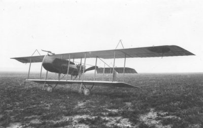 Farman F.40, geïnterneerd 10 november 1916. Registratie LA37 nog niet aangebracht.