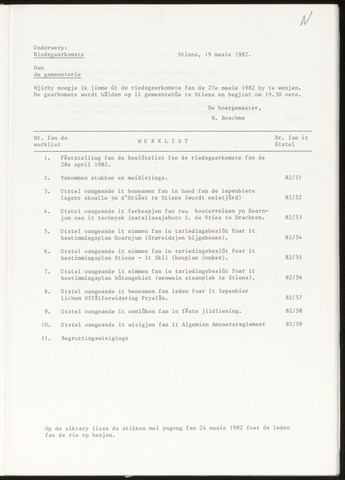 Notulen van de gemeenteraad van Leeuwarderadeel 1982-05-27