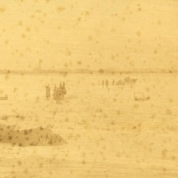 De bevroren Waal vanuit Tiel met gezicht op Wamel tijdens de winter van 1891