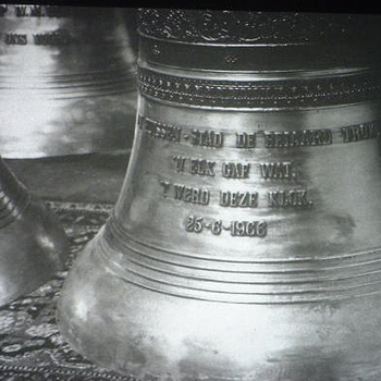 De klokken van het carillon van de O.L.Vrouw ten Hemelopneming Huissen stad