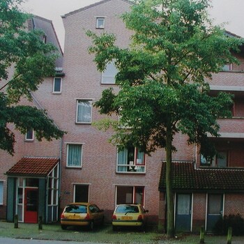Woonhuis op de Schaapsdam 13A Zilverkamp Huissen. Bouwjaar 1980