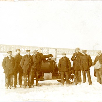 Foto, voorstellende dichtgevroren Lek te Culemborg, 1928-1929