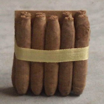 sigaren, klein in bosje van 10 stuks gebundeld, afkomstig uit Culemborg