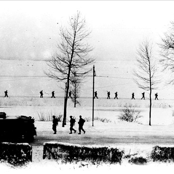 Geallieerde patroulle te Beek, winter 1944-1945