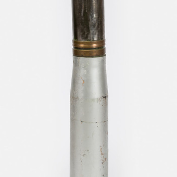granaat, hoogte 97 cm., US