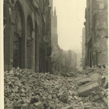 ruïne in Nijmegen na bombardement