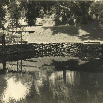 Ned. Indië, Tijgerbataljon: November 1947 - zwembad, duikplank