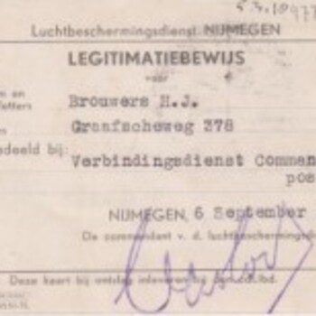 Legitimatiebewijs Luchtbeschermingsdienst Nijmegen op naam van Hendrikus Joseph Brouwers, d.d 6 september 1944