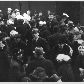 Aalten, 1943, aankomst Scheveningse evacees op het station