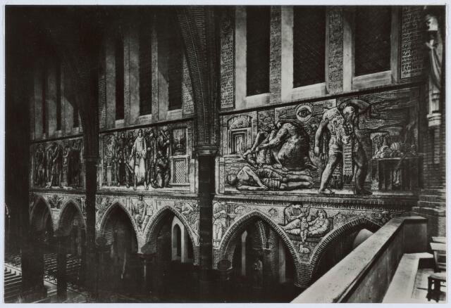 020037 - Muurschildering van Egbert Dekkers in de kerk van het Heilig Hart, parochie Noordhoek